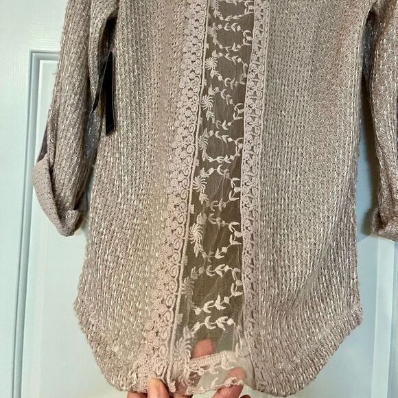 NWT Ali Miles Sparkle Blush 3/4 Sleeve Embroidered Sweater Sheer Back Small - Picture 3 of 14